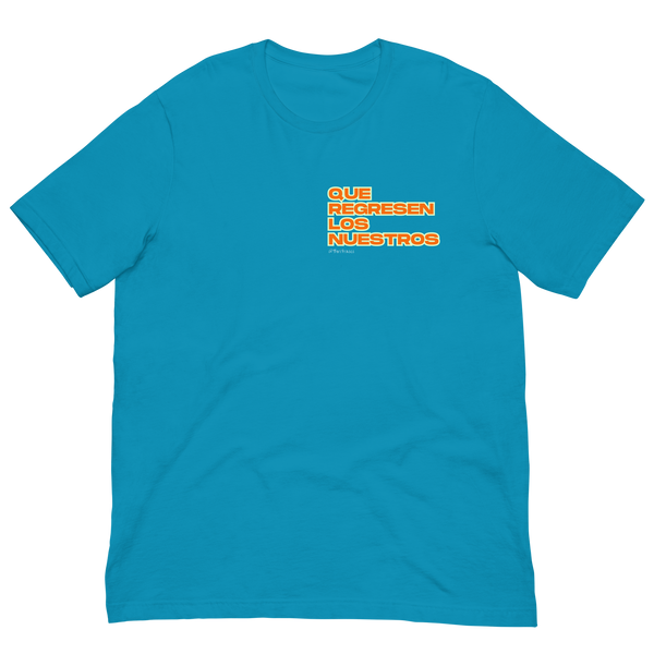 Camisa con diseño doble (por delante y detrás).

Incluye estas frases:
• Por delante (front): "Que regresen los nuestros"
• Por detrás (back): "Que se vayan ellos"

Perfecta para vestir en la residencia en Puerto Rico "Yo no me voy a ir de aquí" del álbum DtFm de Bad Bunny. ¡O simplemente porque sí!