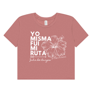 Camisa crop top con verso del poema Yo misma fui mi ruta de la poeta puertorriqueña, Julia De Burgos