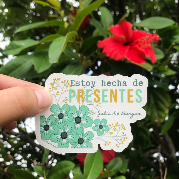 Sticker con frase del poema Yo misma fui mi ruta de la poeta de Puerto Rico: Julia De Burgos