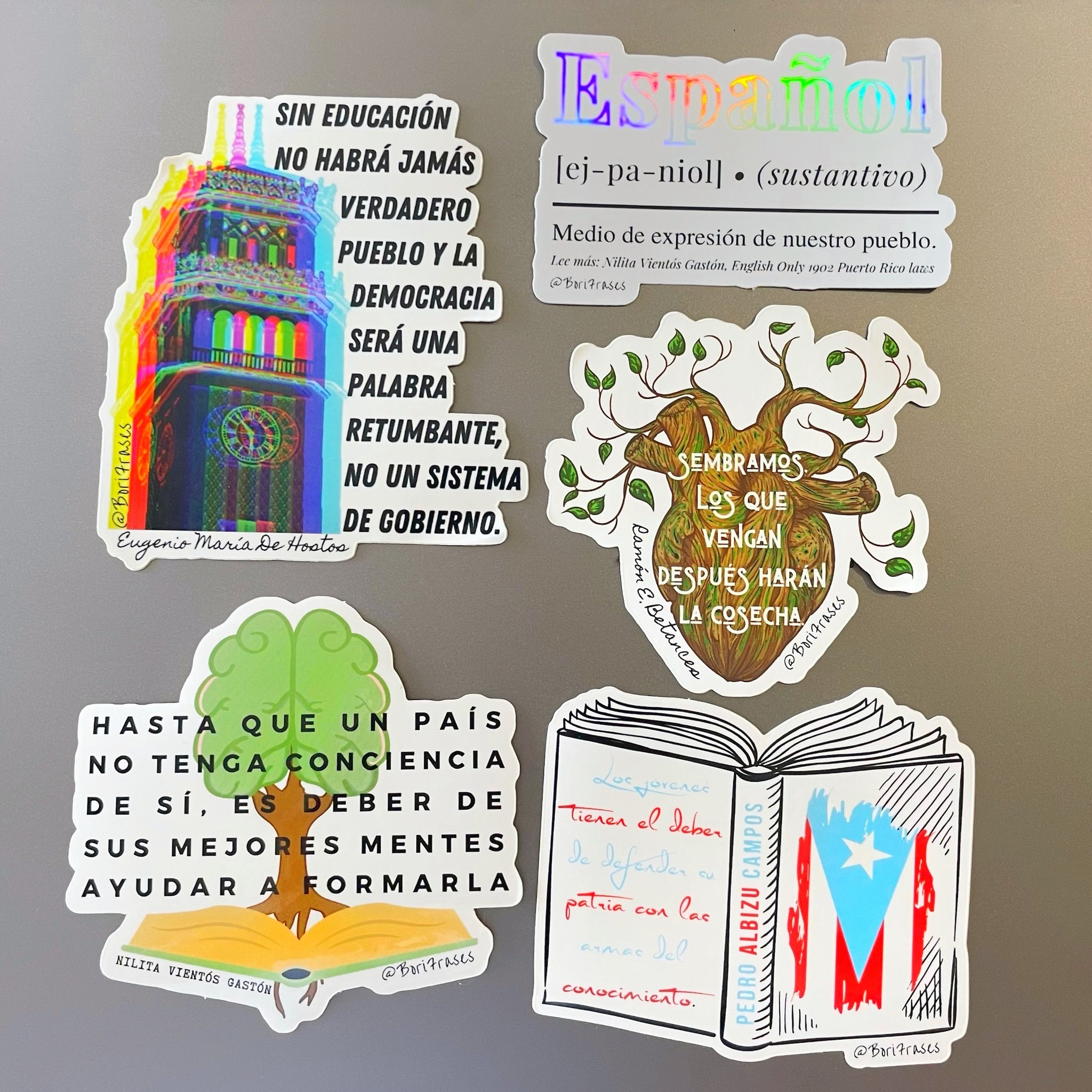Stickers boricuas con frases de educacion: Albizu, Hostos, Betances, Bikita